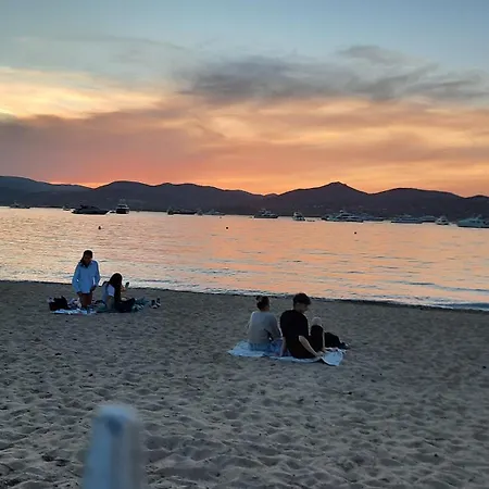 Ξενοδοχείο με διαμερίσματα Playa Del Sol -b6 4*